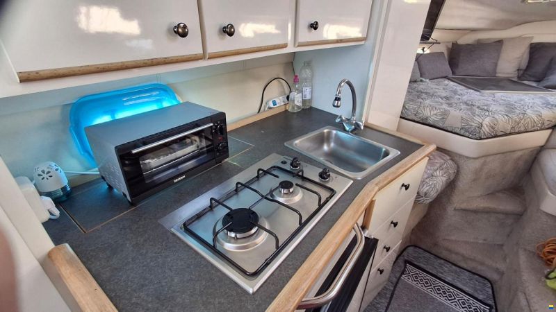 Maxum 2700 SCR