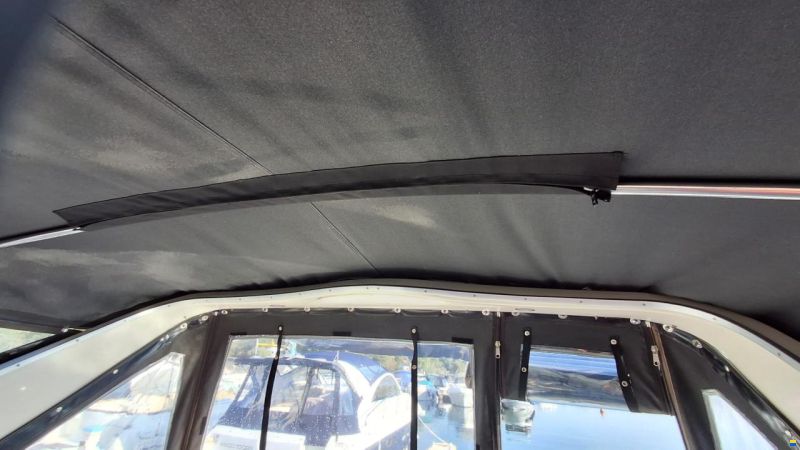 Maxum 2700 SCR