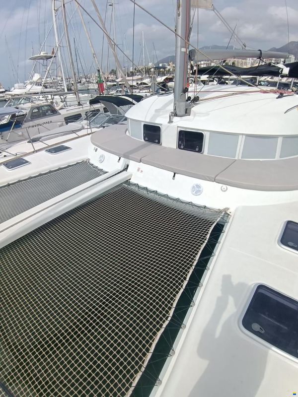 Lagoon 410 S2