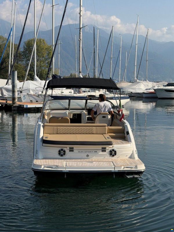 Sea Ray SUNSPORT 250