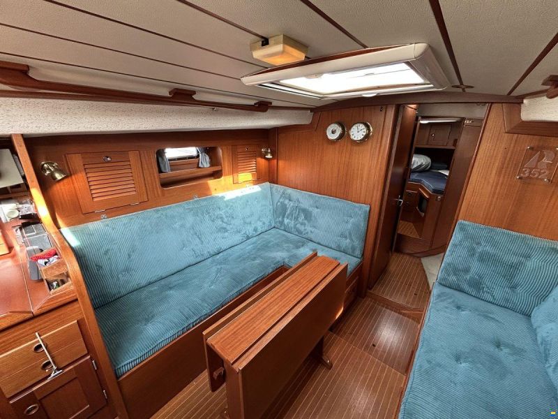 Hallberg-Rassy 352 Scandinavia
