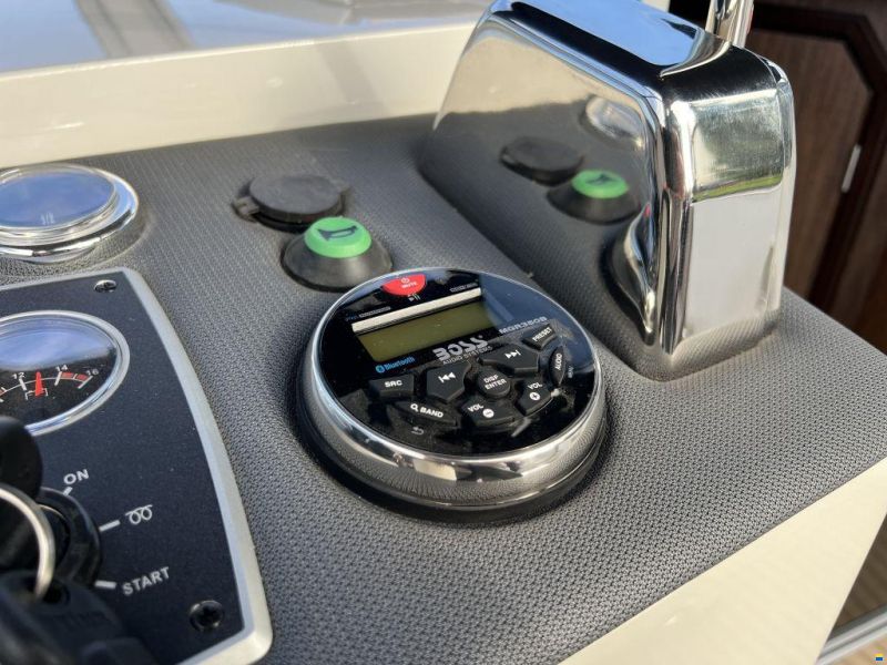 IJzendoorn Yachts Tender Cabin 800