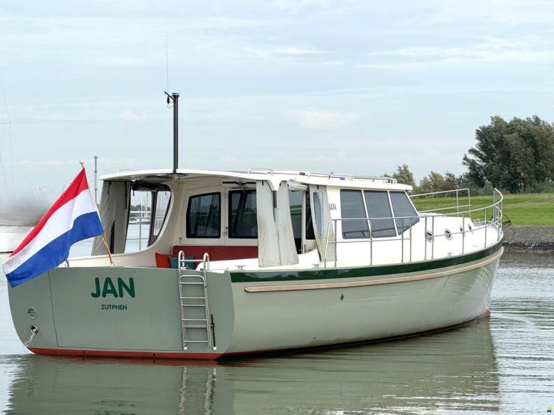 Nigel Irens Rangeboat 46 low displacemen