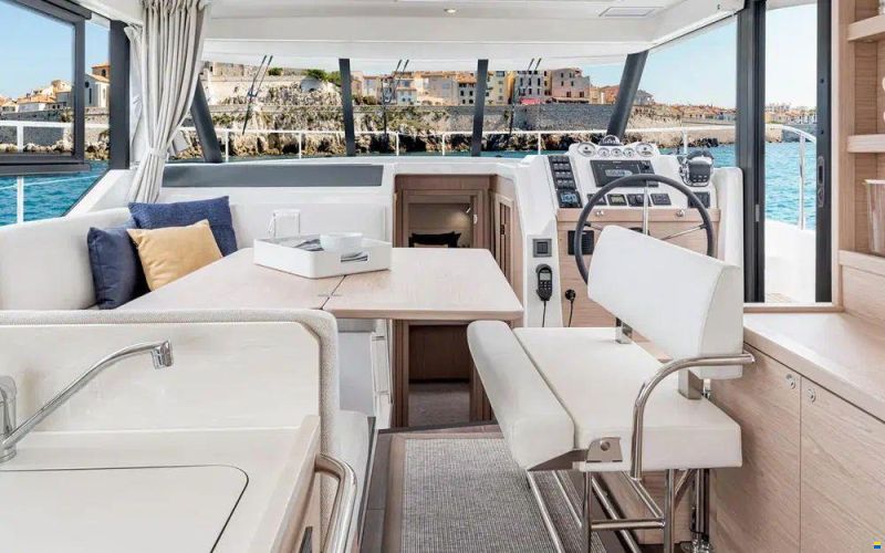 Beneteau Swift Trawler 41 Fly