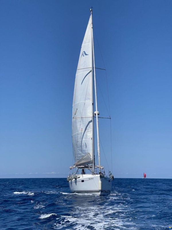 Hanse 385