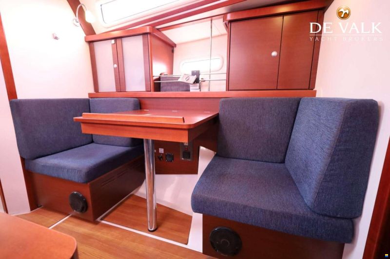 Hanse 370