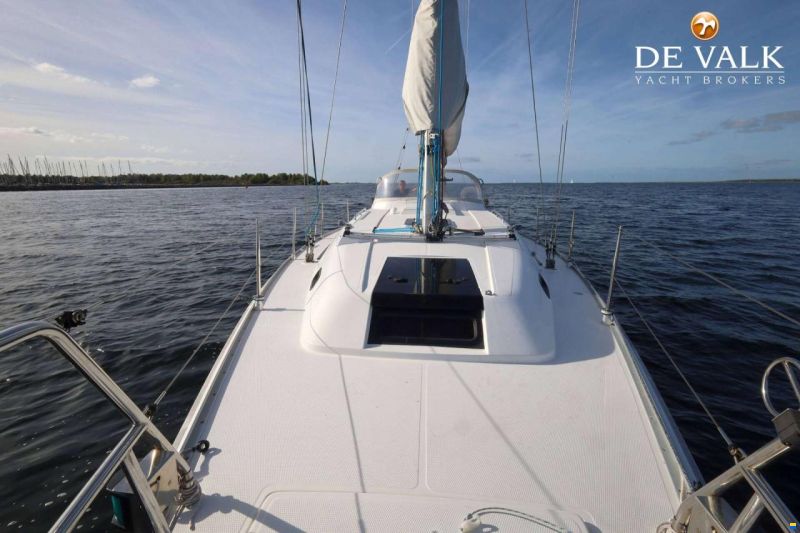 Hanse 370