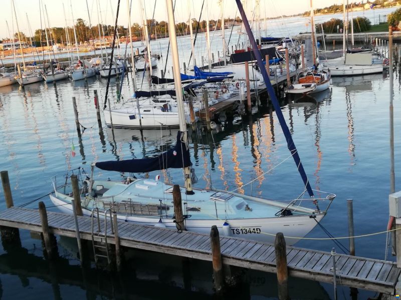 Camper & Nicholsons 35