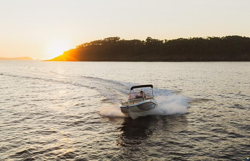 Quicksilver new 625 Open/Mercury 150