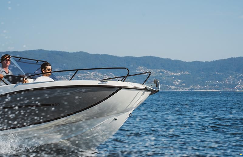 Quicksilver new 625 Open/Mercury 150