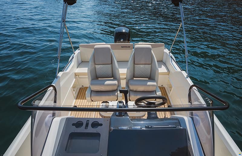 Quicksilver new 625 Open/Mercury 150