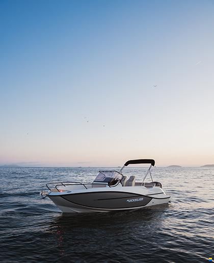 Quicksilver new 625 Open/Mercury 150