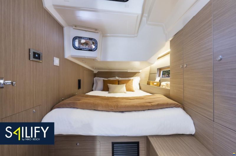 Beneteau Oceanis 47