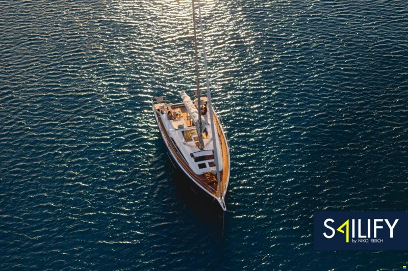 Beneteau Oceanis 47