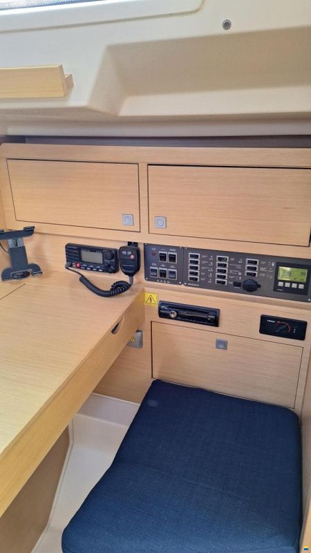 Elan 310