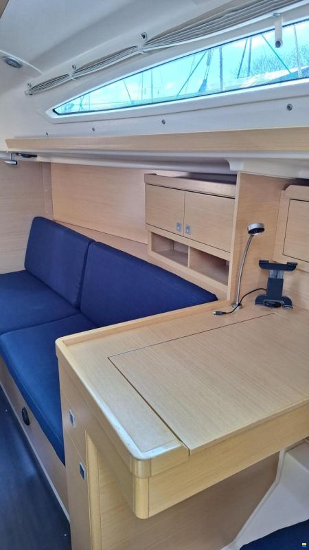 Elan 310
