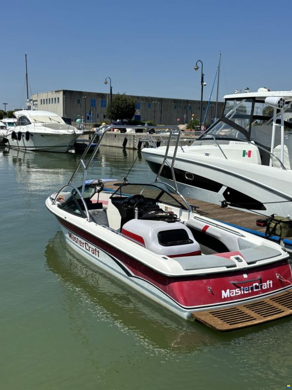 MasterCraft Prostar 205