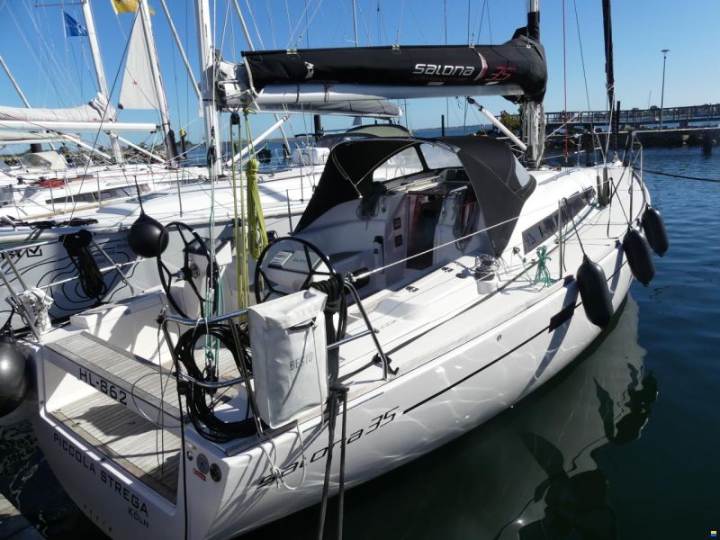 Salona 35 Performance