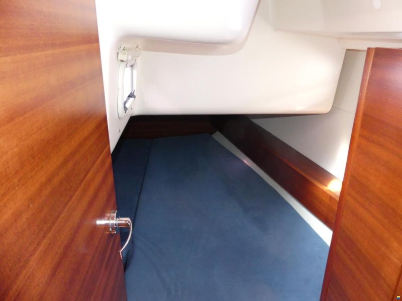 Salona 35 Performance