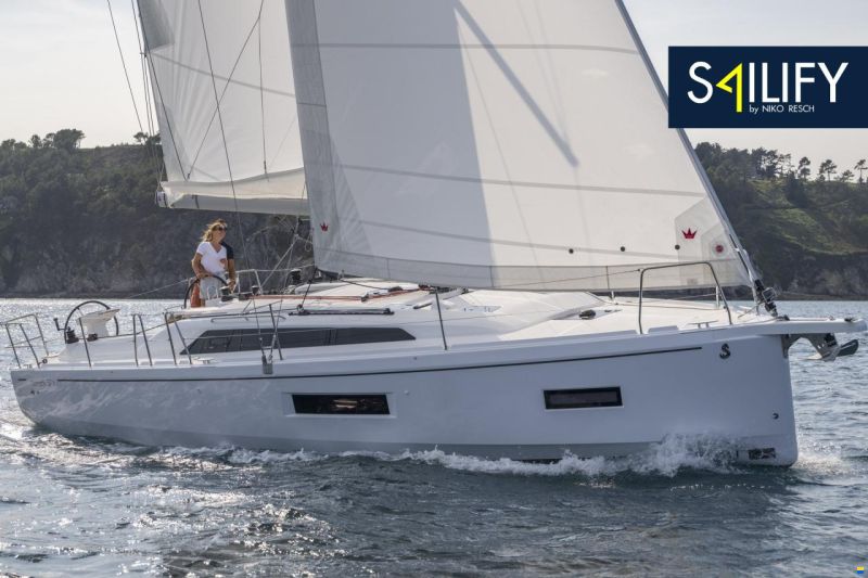 Beneteau Oceanis 37.1