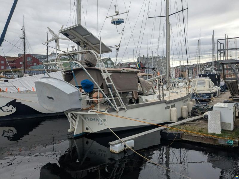 Promovoile / Galapagos 45