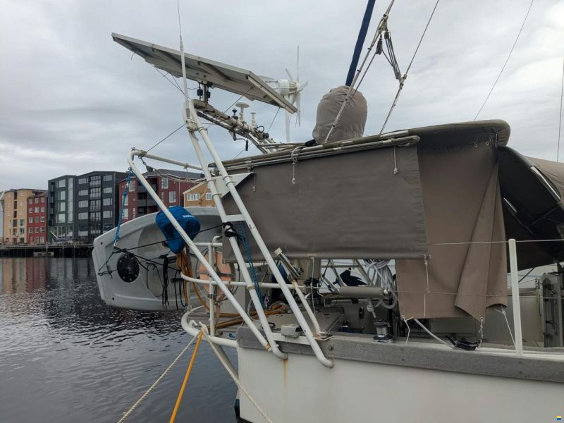 Promovoile / Galapagos 45