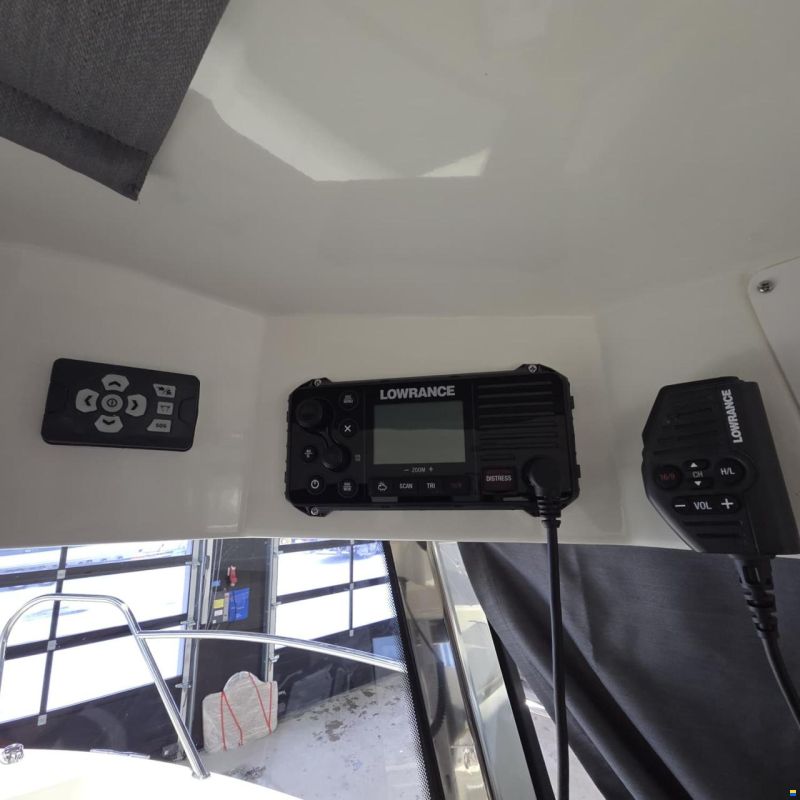 Quicksilver Captur 705 Pilothouse