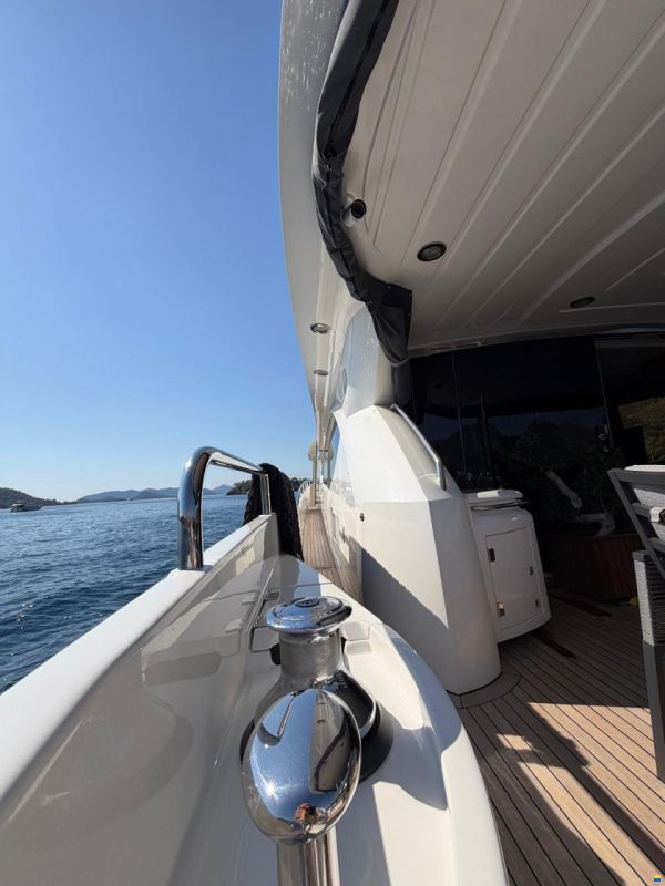 Sunseeker 86