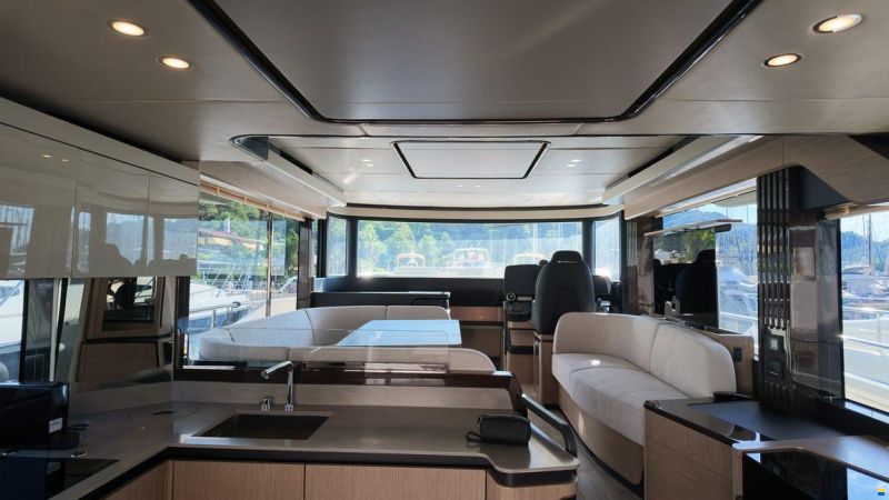 Absolute Navetta 52