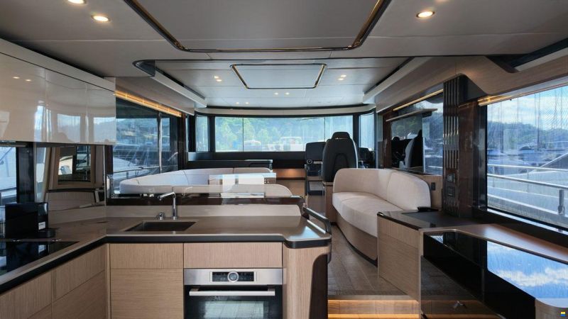 Absolute Navetta 52