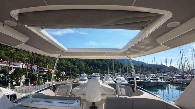 Absolute Navetta 52