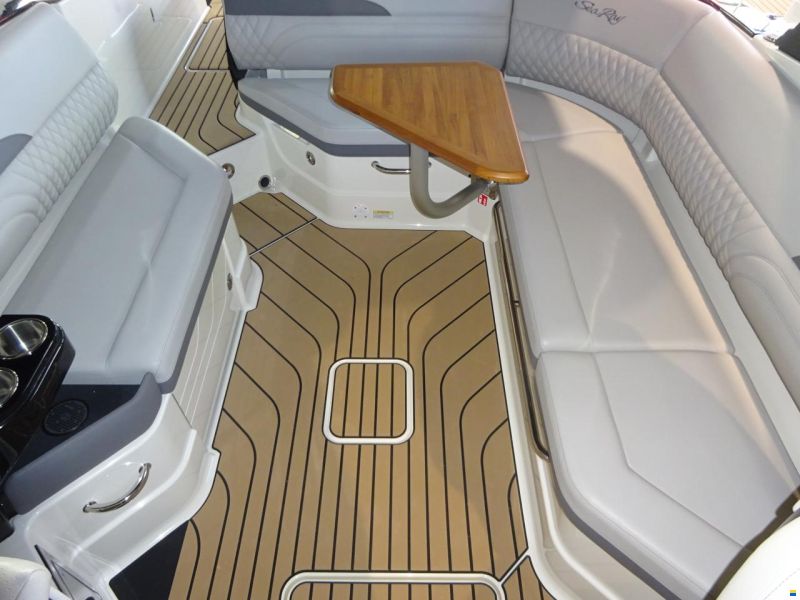 Sea Ray 280 SLX