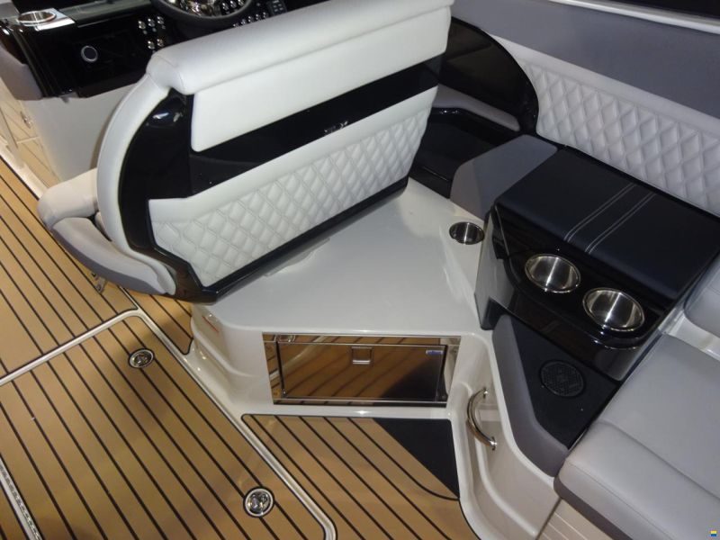 Sea Ray 280 SLX