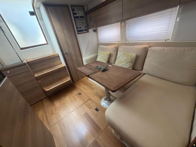 Sealine SC35