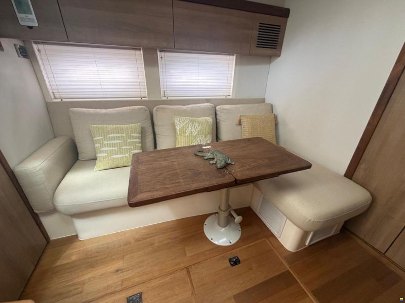 Sealine SC35