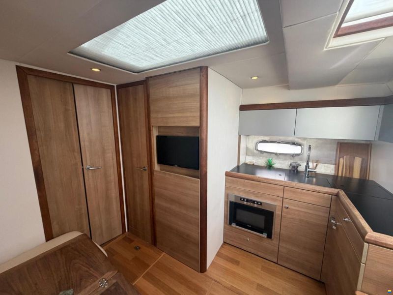Sealine SC35