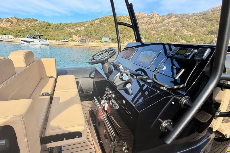 SeaWater Phantom 300