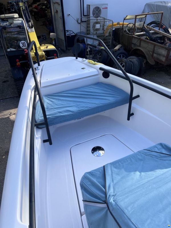 Axopar 22 Spyder