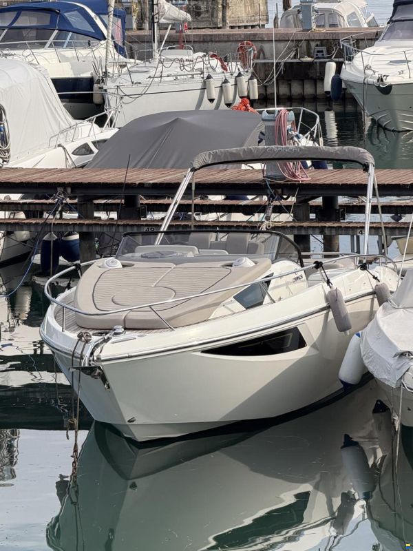 Cranchi Endurance 30