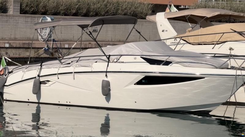 Cranchi Endurance 30