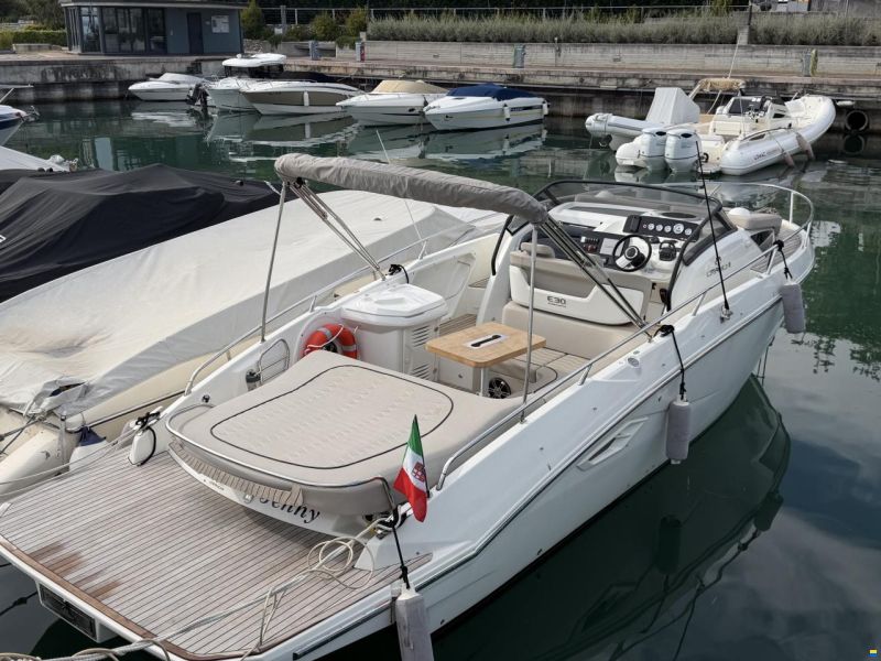 Cranchi Endurance 30