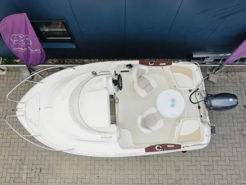 Quicksilver 430 Activ Cabin