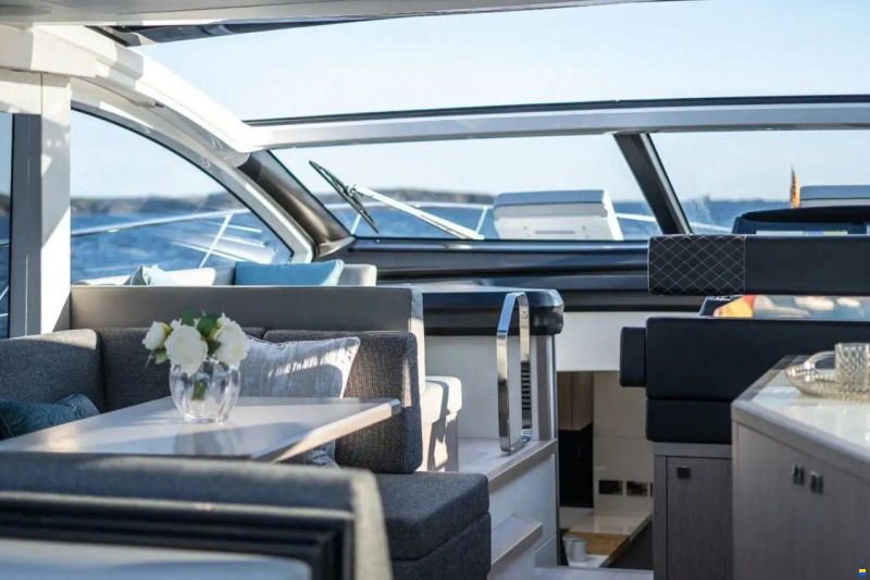 Sunseeker Predator 50
