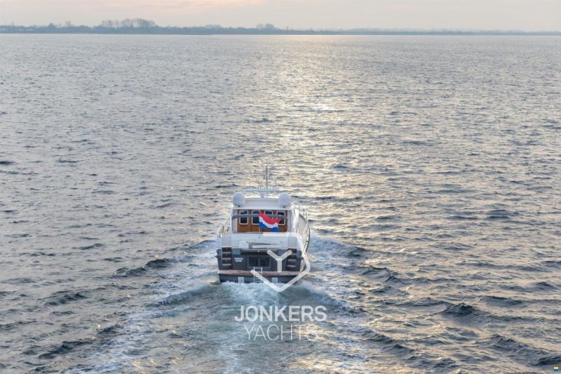 Linssen Grand Sturdy 590 AC Variotop "