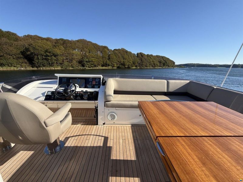 Princess 72 Motor Yacht