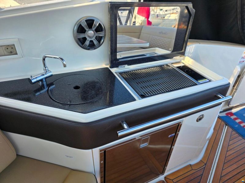 Sea Ray 320 Sundancer