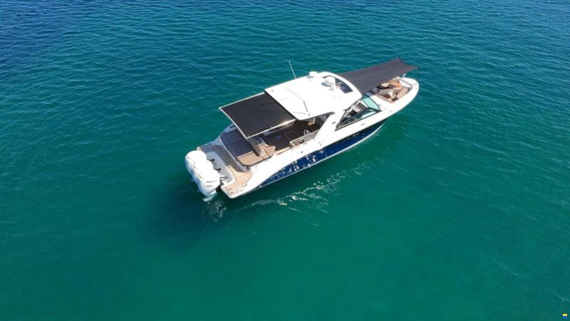Sea Ray SLX 400 Outboard