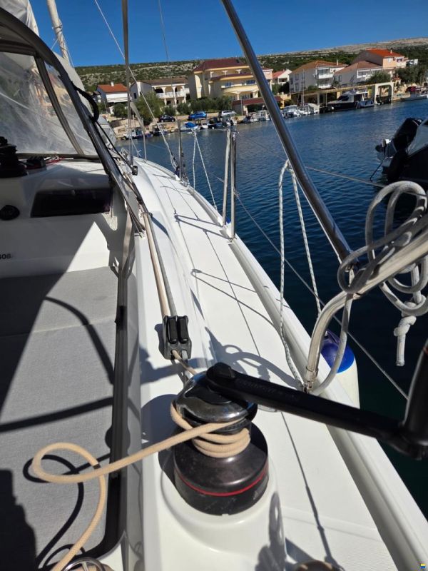 Beneteau Oceanis 34.1