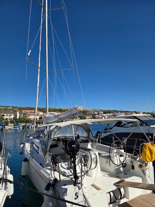 Beneteau Oceanis 34.1