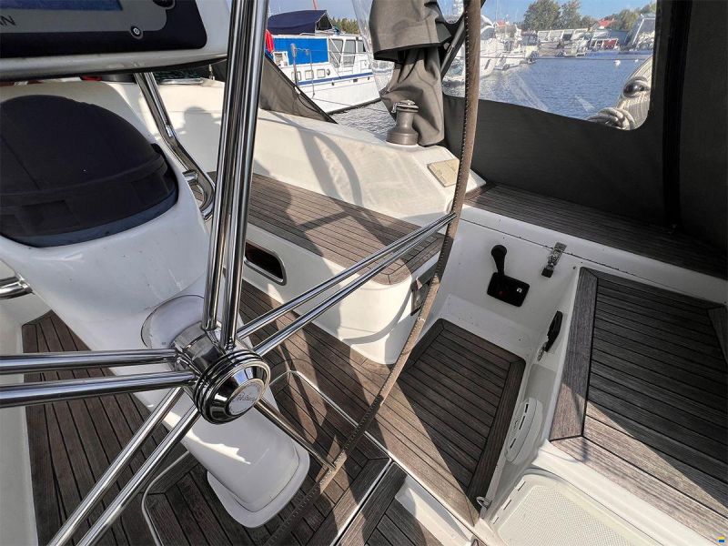 Hanse 350